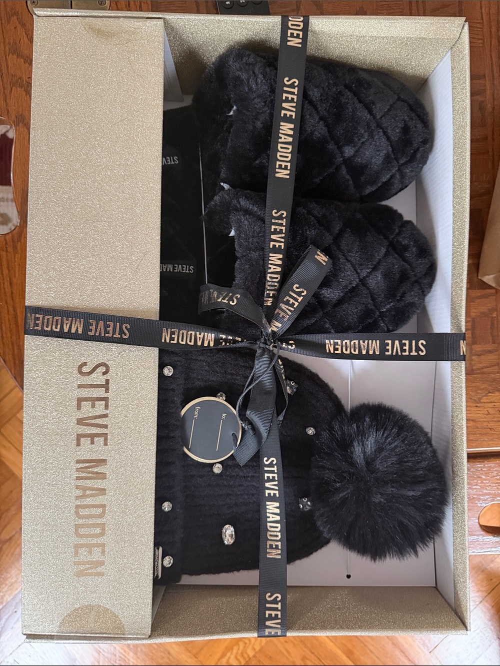 New Gift Set Steve Madden Black Pom Pom Knit Beanie and Slippers with Crystals